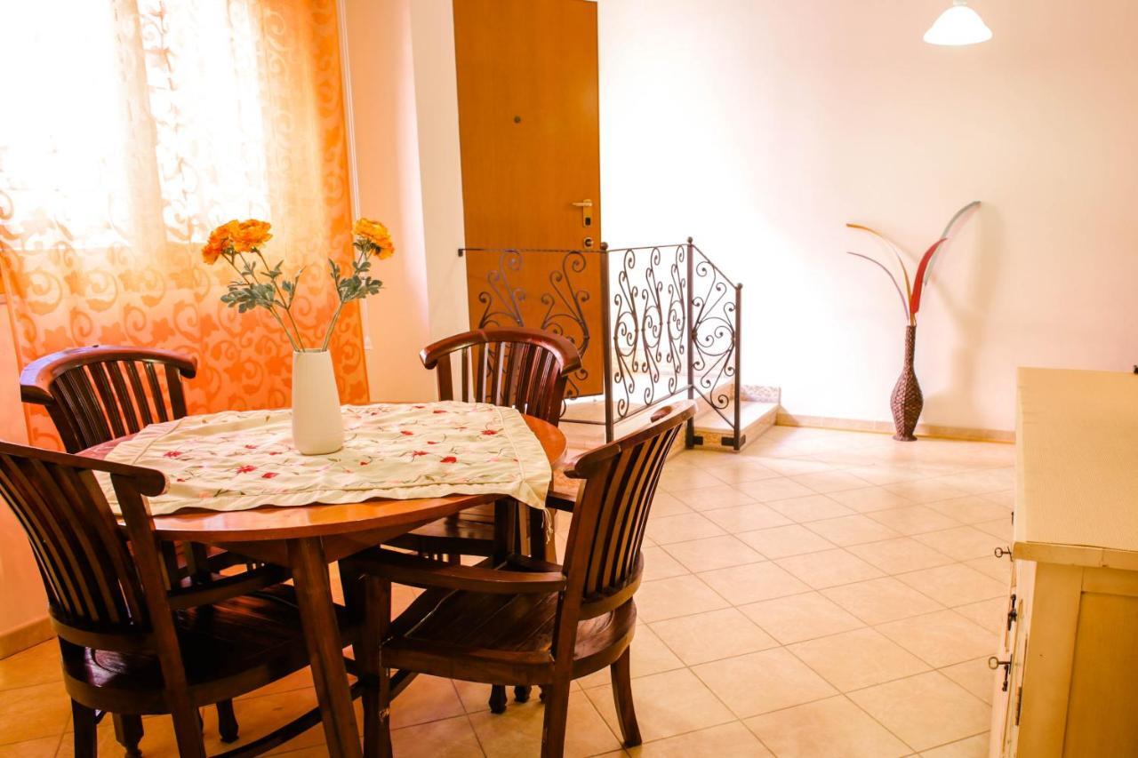 אלגהרו Marisal Accommodation מראה חיצוני תמונה